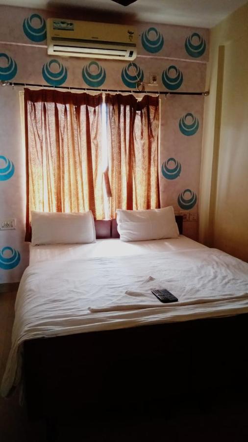 The Tavern Orchid Hotel Kalkutta Exterior foto
