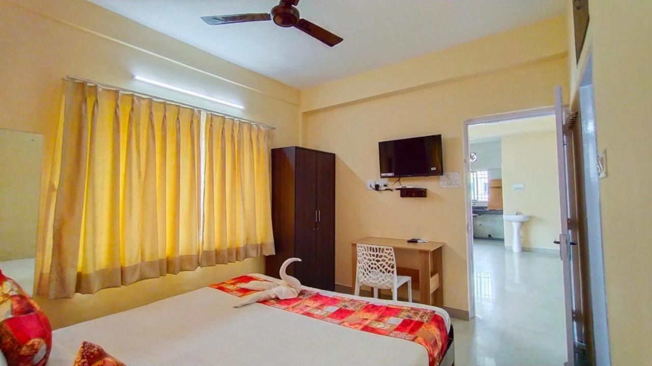 The Tavern Orchid Hotel Kalkutta Exterior foto